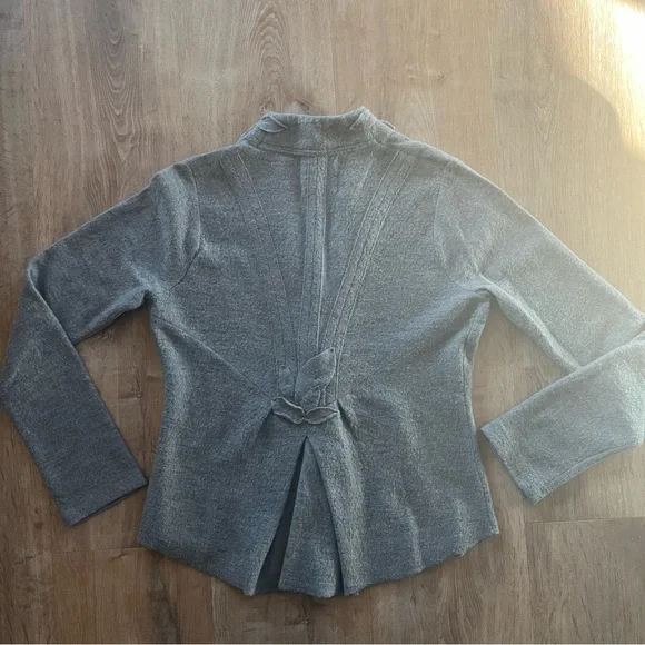 Vintage Anthropologie Wool Leaf-Trim Knit Cardigan - Picture 2 of 11